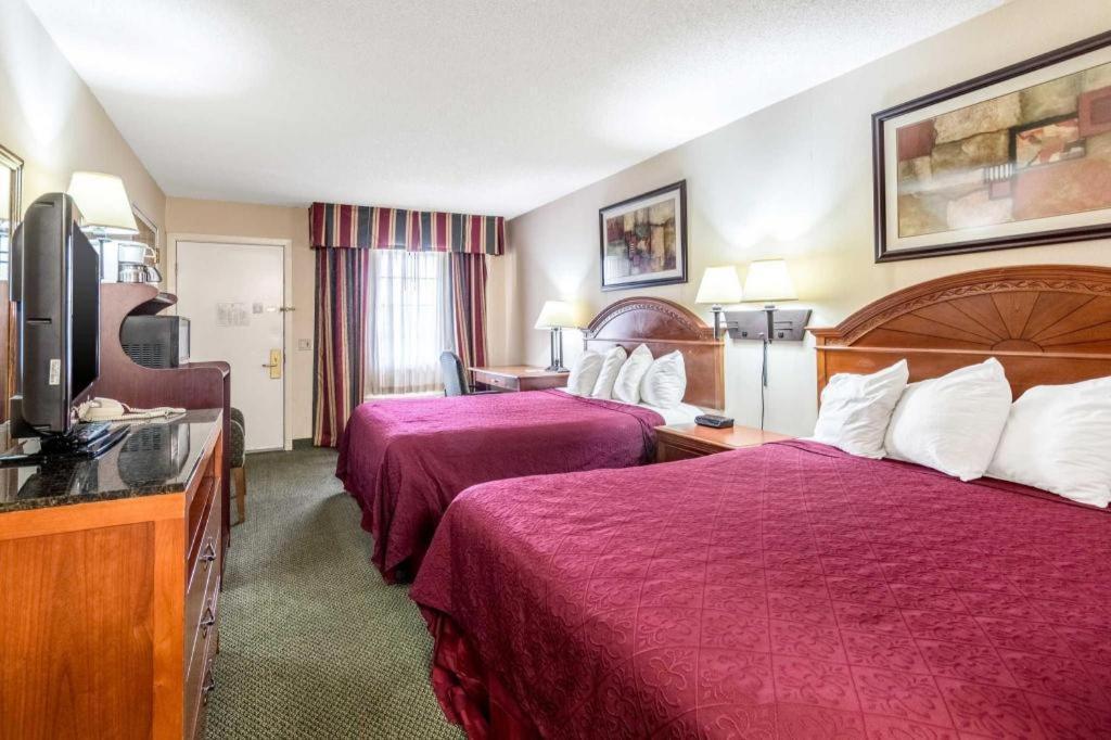 Quality Inn Ripley Eksteriør billede