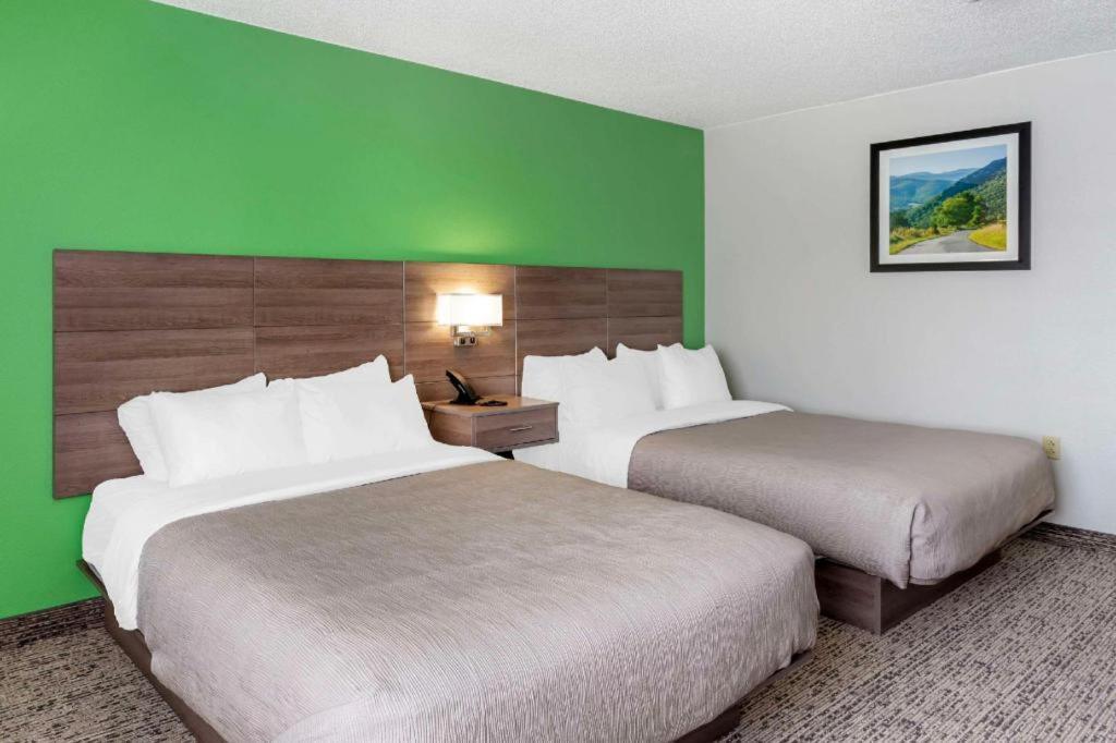 Quality Inn Ripley Eksteriør billede