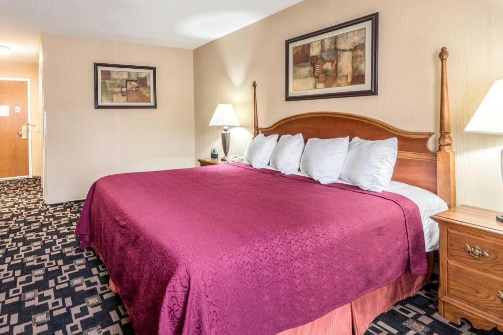 Quality Inn Ripley Eksteriør billede