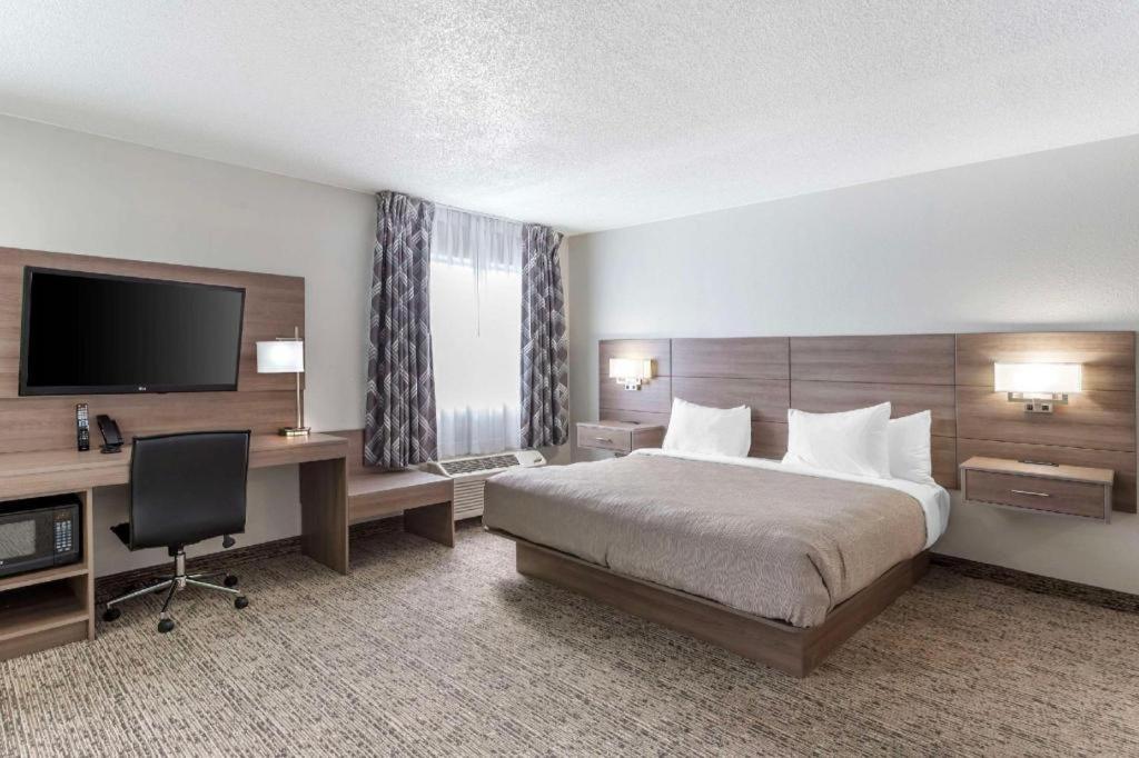 Quality Inn Ripley Eksteriør billede